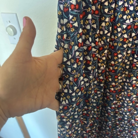 Croft & Barrow Medium Florsl Corrage core  Casual Sleeveless Dress - Picture 5 of 9